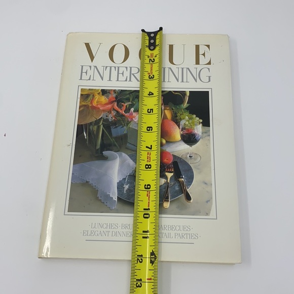 Vogue Entertaining Coffee Table Book - Picture 6 of 14